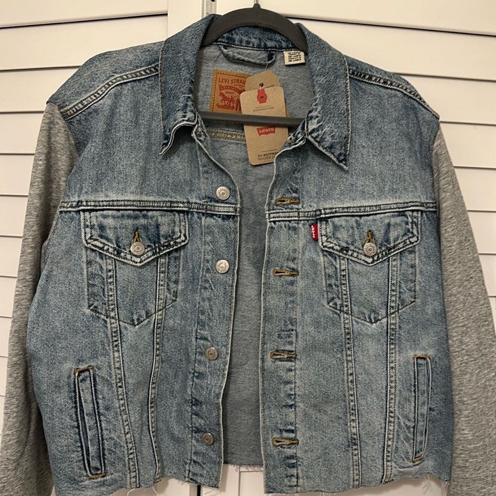 Levi’s Ex-Boyfriend Hybrid Trucker Jacket NWT Frayed Hem Cotton Sleeve Women L